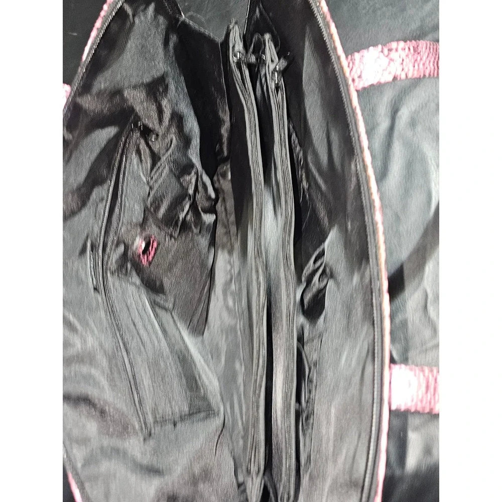 Buxton womens pink